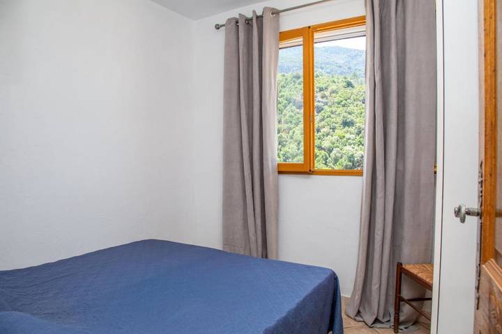 Gîte pour 4 personnes, avec jardin et vue, animaux acceptés à Serriera - 3