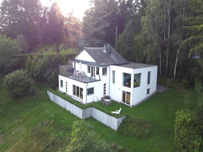 Location de vacances pour 8 personnes, avec sauna et balcon/terrasse, adapté aux familles à Érezée - 2