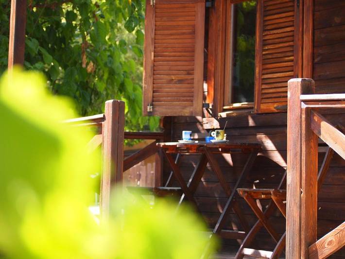Parque de vacaciones para 6 personas, con terraza además de piscina y vistas, Se admiten mascotas en Yeste - 3