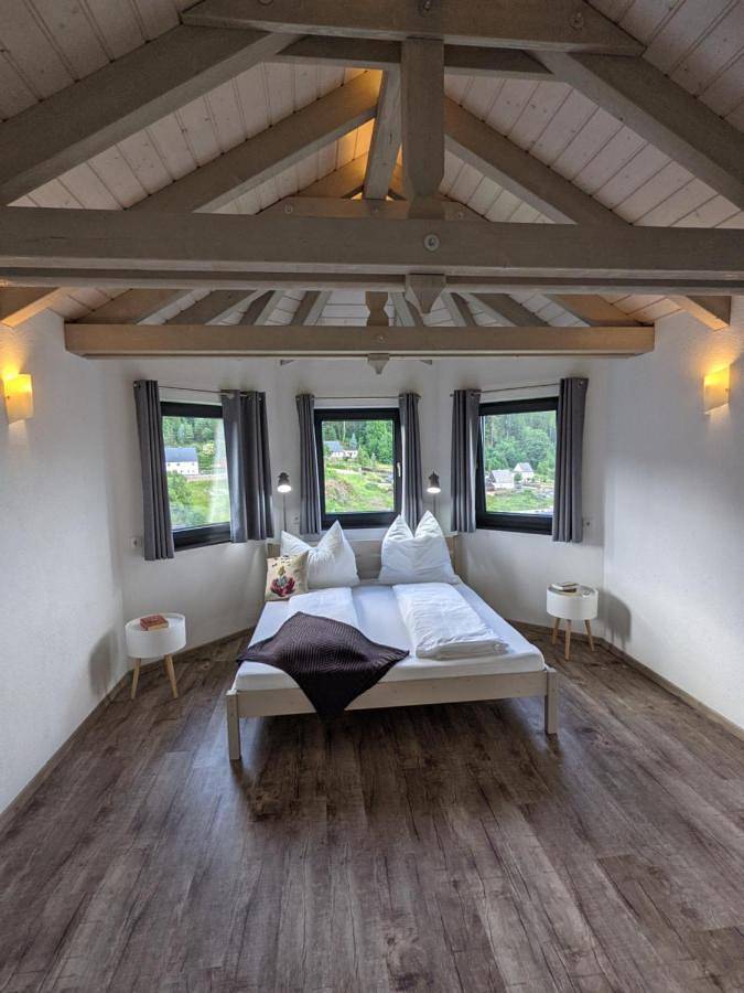 Ferienwohnung für 4 Personen, mit Ausblick und Garten in Marienberg - 2