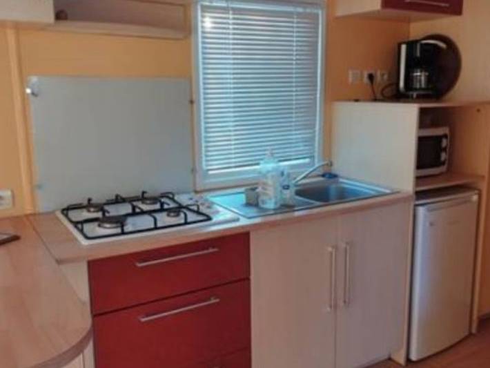 Mobil home pour 6 personnes, avec terrasse à Les Avenières - 3