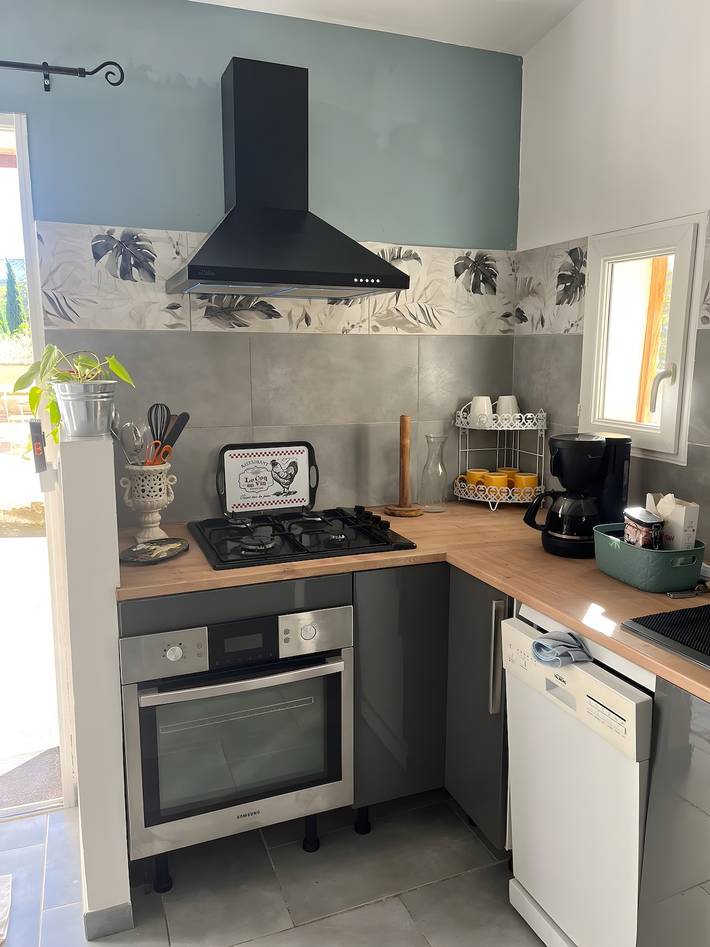 Casa vacanze "Maisonnette nel cuore del Luberon" con terrazza condivisa, Wi-Fi e aria condizionata in Saignon, Parco naturale regionale del Luberon