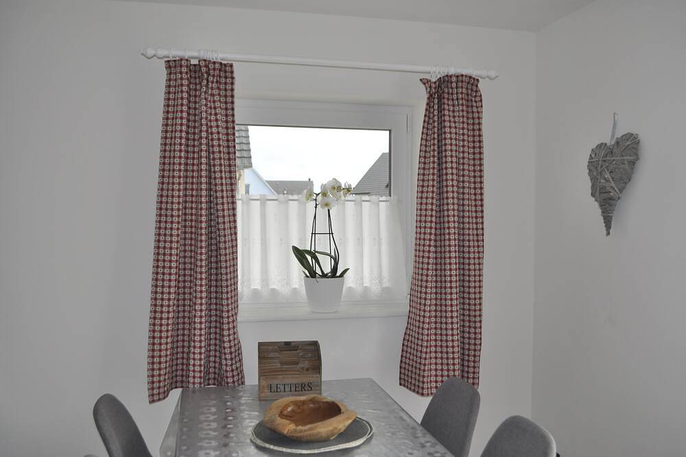 Chalet calme et romantique avec un beau jardin in Algolsheim, Région de Colmar