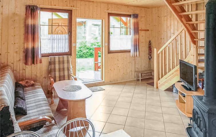 Ferienhaus für 4 Personen mit Garten in Bobolin, Powiat Sławieński