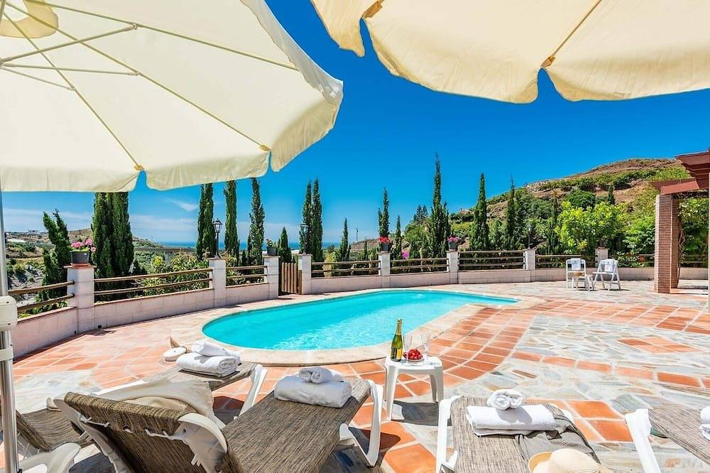 Casa vacanza a Torrox a partire da 256€ a notte