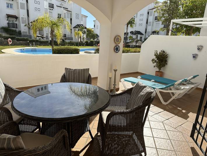 Holiday letting for 4 people, with pool and terrace as well as garden, child-friendly in Sabinillas
