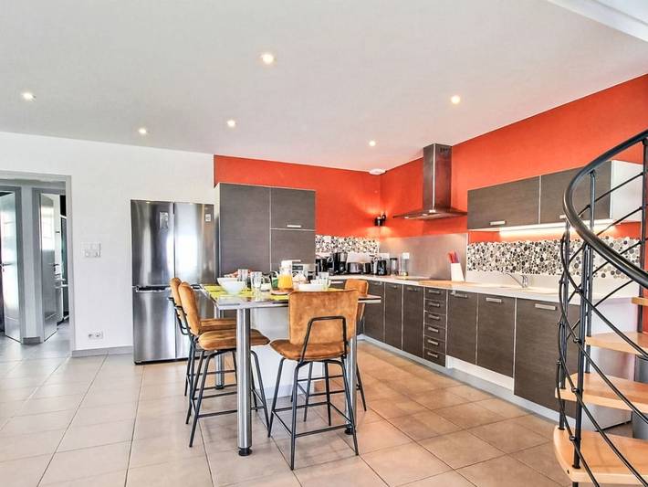 Location de vacances pour 8 personnes, avec terrasse et jardin dans Kerhostin - 4