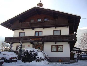 Ferienwohnung für 2 Personen, mit Seeblick und Ausblick, kinderfreundlich in Reith im Alpbachtal