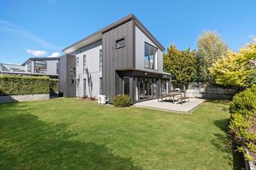Gîte pour 2 personnes, avec jardin ainsi que terrasse et vue à Wanaka