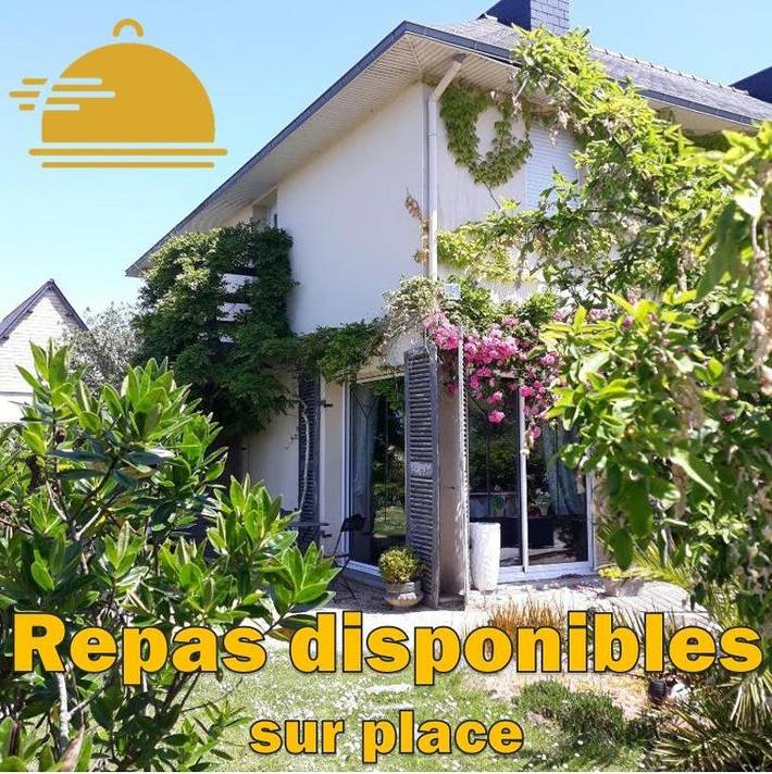 Ferienwohnung für 2 Personen, mit Balkon und Terrasse sowie Garten und Ausblick in Paimpol
