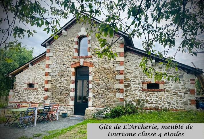 Location de vacances pour 4 personnes, avec jardin à Saint-Lambert-la-Potherie