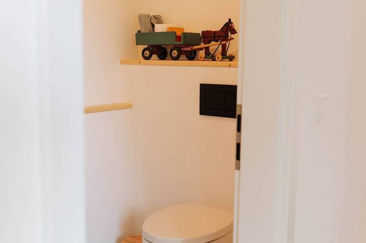 Stilvolle Workation‑Apartments am See in Ellwangen in Haselbach (Ostalbkreis), Ellenberg
