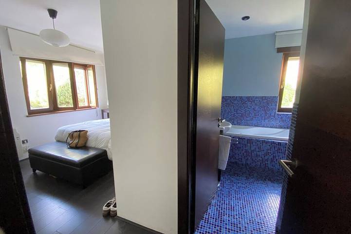 Apartamento entero, Apartamento con jardín privado y vistas al mar en la costa de Asturias in Castropol, Costa Verde