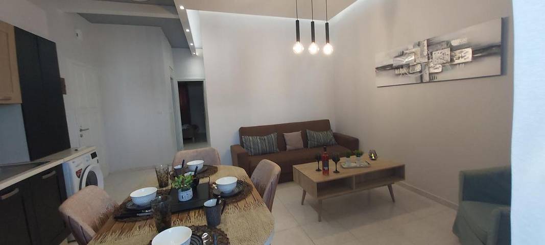 Gîte pour 5 personnes, avec vue et balcon dans Milatos Beach