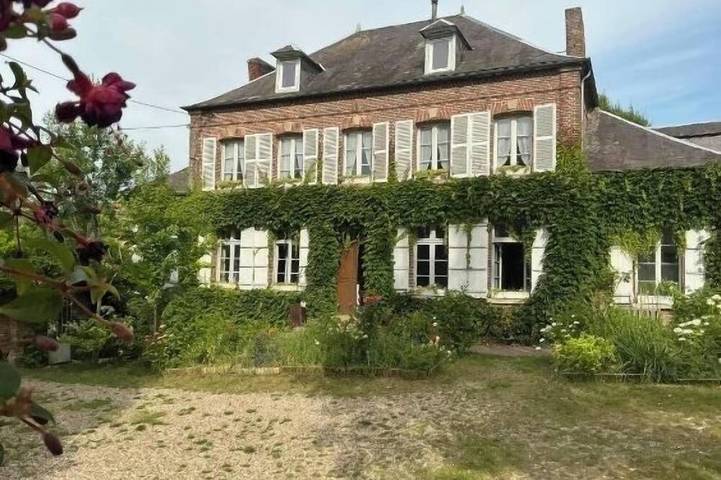 Location de vacances pour 14 personnes, avec Jacuzzi ainsi que Jardin et Sauna dans Cempuis