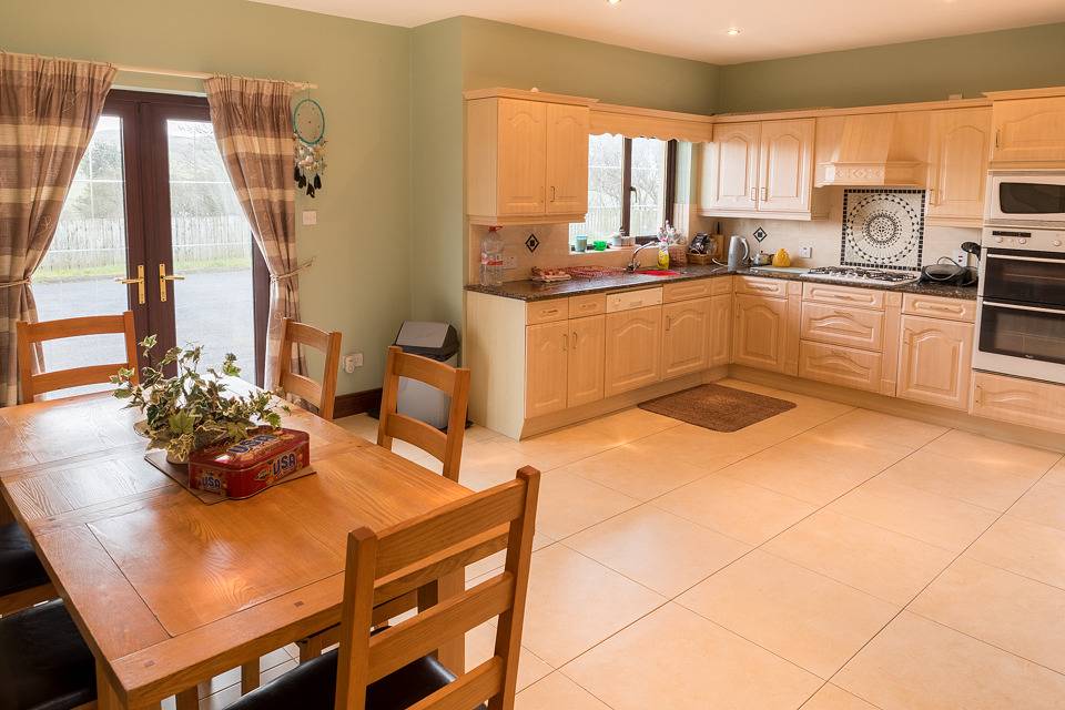 Malin Head - House - Sleeps 16 - Pet Friendly in Inishowen, County Donegal
