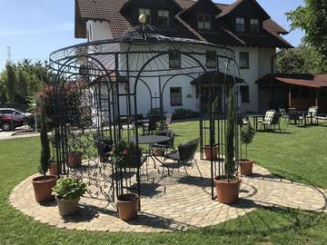 Vacation Rental for 5 Guests in Neufrach, Salem, Picture 1