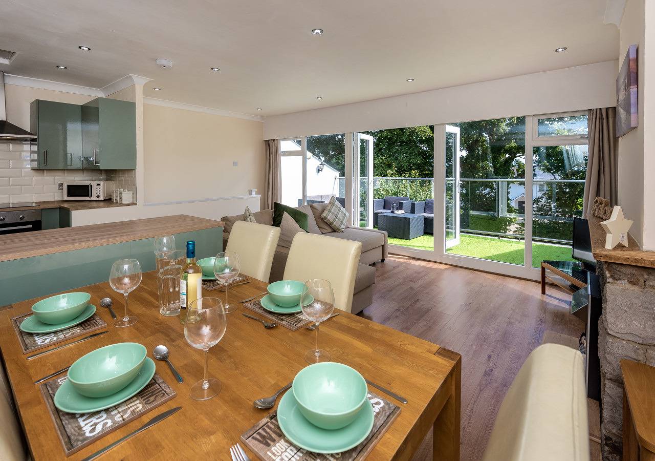 5 Glyn y Marian in Llanbedrog, Gwynedd