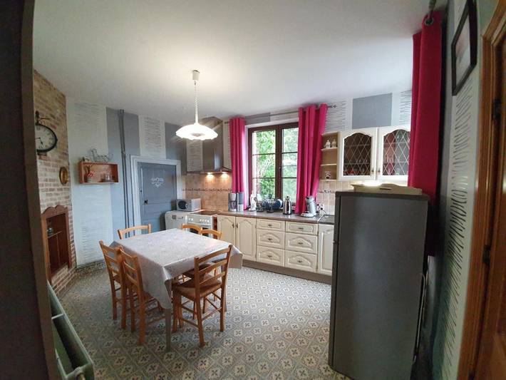 Location de vacances pour 8 personnes, avec jardin, animaux acceptés à Doische - 2