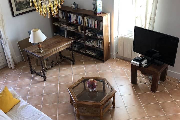 Appartement entier, Gîte en mitoyenneté in Saint-Nexans, Périgord Pourpre