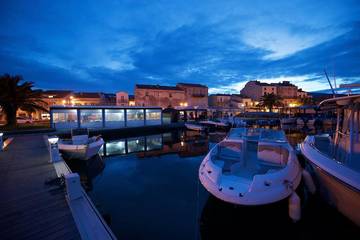 Location de vacances pour 6 personnes, avec balcon dans Macinaggio