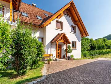 Ferienwohnung für 2 Personen, mit Balkon in Bühl