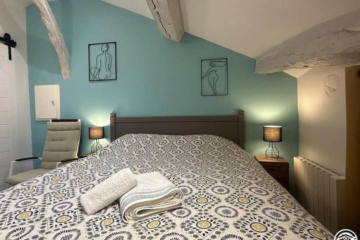 Location de vacances pour 2 personnes, avec Jardin dans Grièges - 2