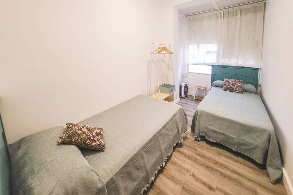 Entire apartment, Family apartment near the beach with parking space. in Benicarló, Costa del Azahar
