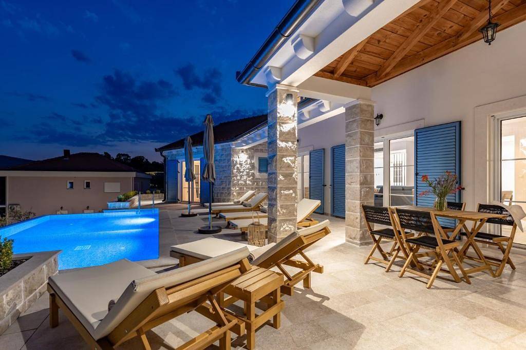 Luxury Villa Blue Dream in Đenovići, Bay of Kotor
