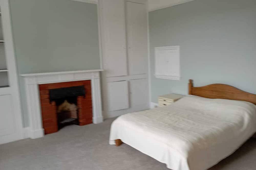 Grade 2 Georgian Townhouse in Bideford, Devon