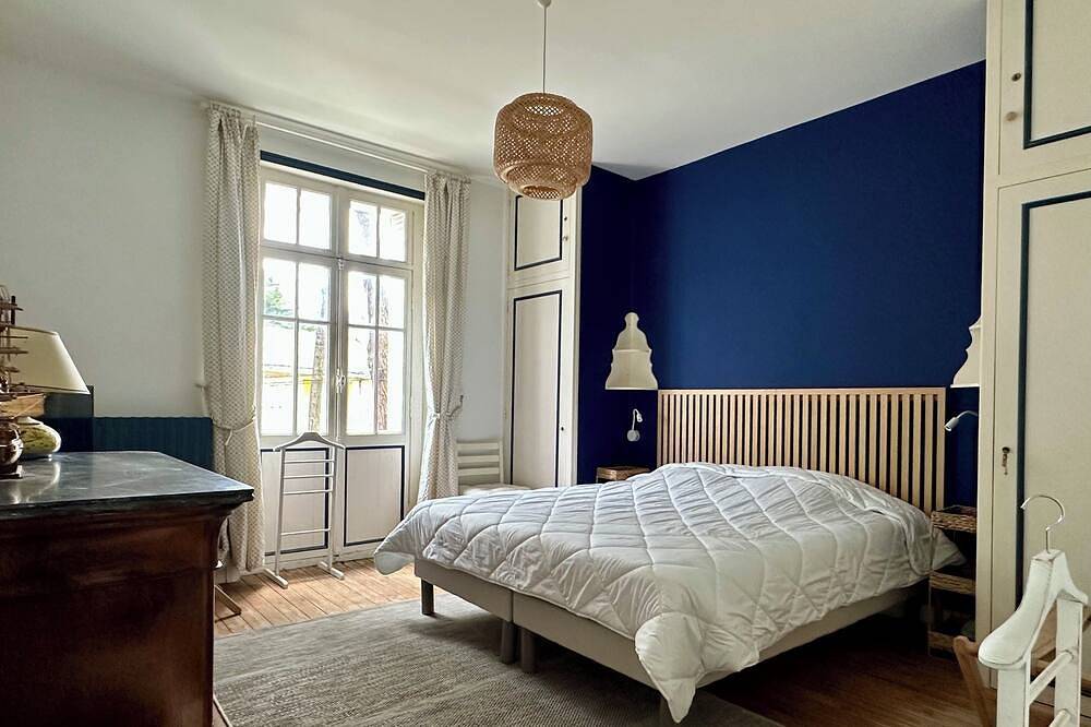 Belle villa bauloise de caractère de 250 m2 proche de la plage in La Baule-Escoublac, Côte d'Amour