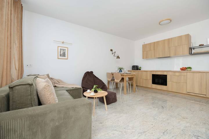 Appartement entier, Air-conditioned Apartment with Terrace | 3 Minutes from Market Square in Varsovie Śródmieście, Varsovie