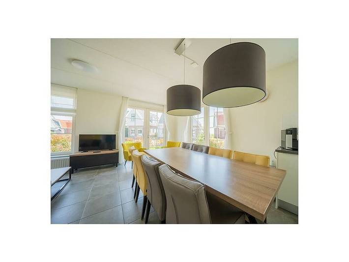 Ferienhaus in Uitdam mit Terrasse in Markermeer