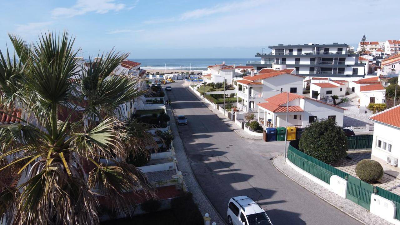 Matias Beach House in Praia da Areia Branca, Lourinhã
