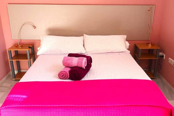 Apartamento entero, Maravillosas vistas al mar para unas relajantes vacaciones Wifi gratis 24h in La Cala del Moral, Rincón de la Victoria