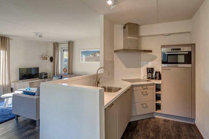 Villa für 10 Personen, mit Terrasse und Sauna sowie Garten in Noord-Beveland - 4