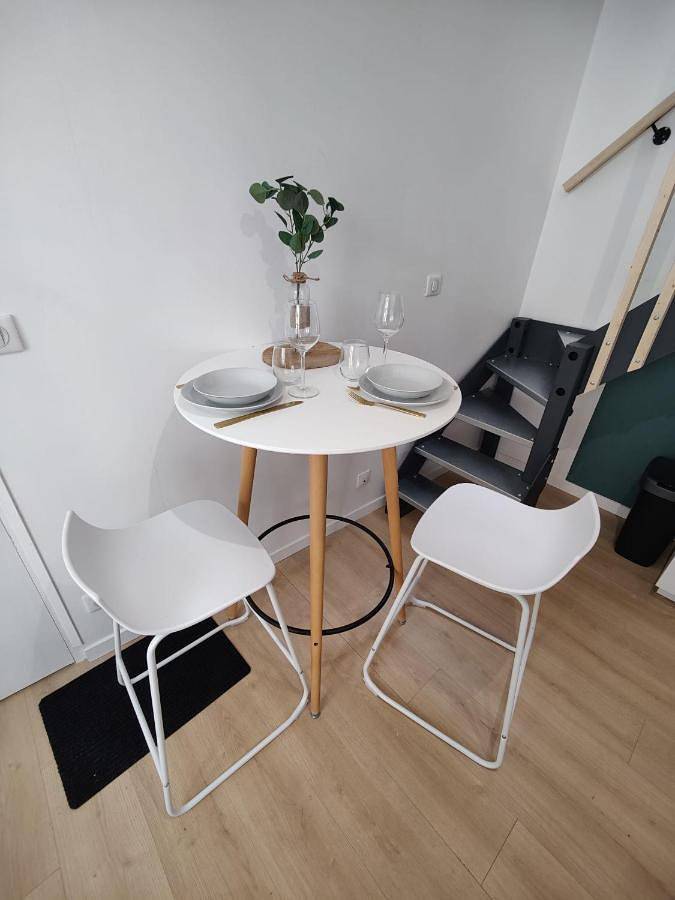 Appartement entier, One-Bedroom Apartment in Saint-Jean-d'Angély, Région de Saint-Jean-d'Angély