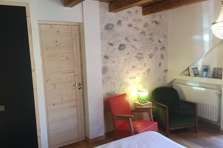 Gîte pour 2 personnes, avec jardin à Lathuile - 3