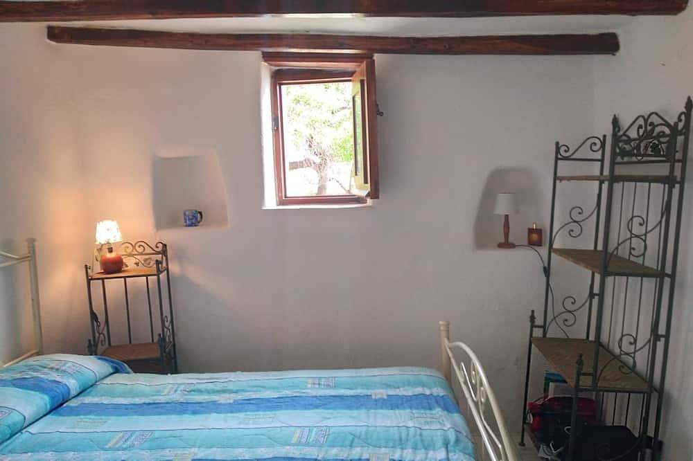 Traditional Eolian House \"Luna\"- Unique experience in Lipari