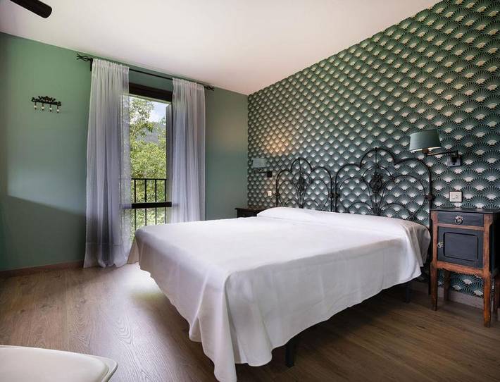 Gîte pour 2 personnes, avec terrasse ainsi que jardin et vue, animaux acceptés à Broto - 2