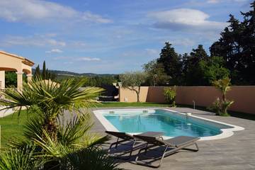 Gîte pour 2 personnes, avec jardin ainsi que terrasse et piscine dans le Vaucluse