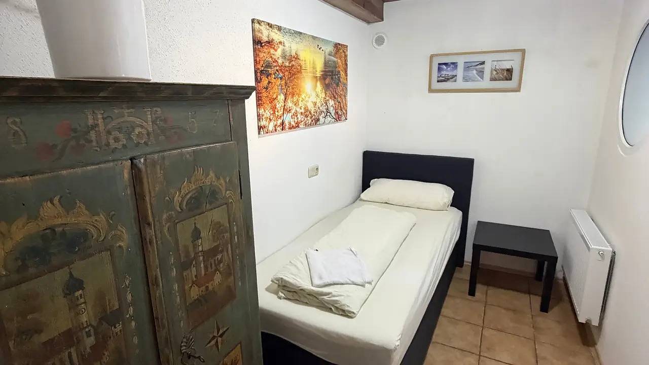 Ganze Ferienwohnung, Ferienwohnung für 11 Personen (85 m²) in Penzberg in Penzberg, Pfaffenwinkel