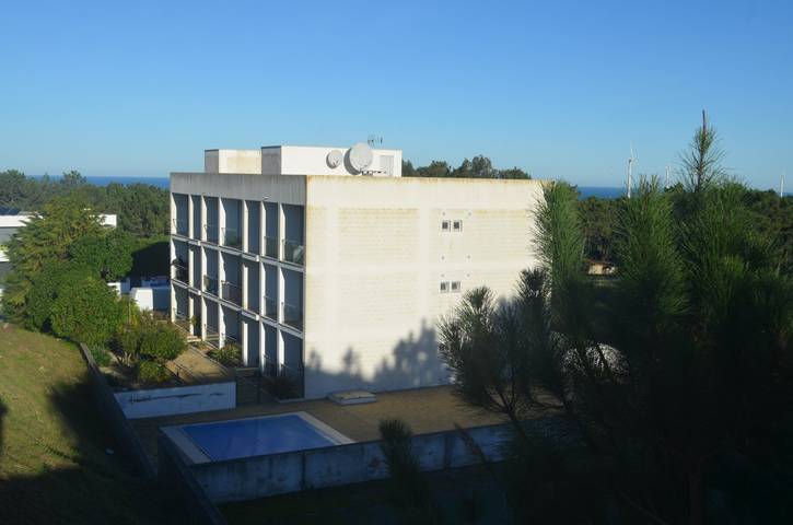 Appartement de vacances pour 4 personnes, avec balcon ainsi que jardin et piscine - 1