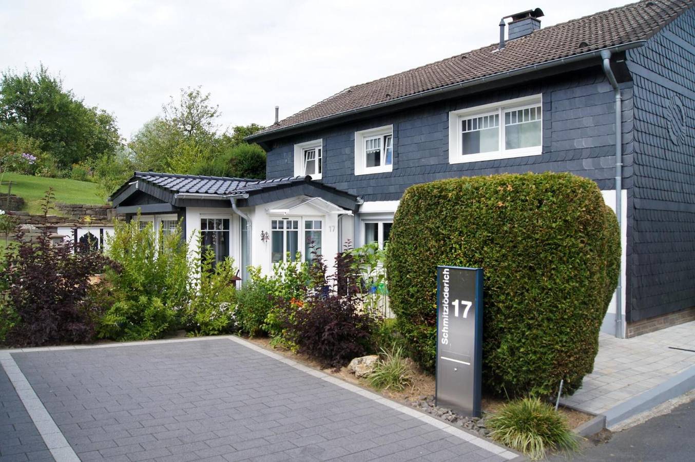 Entire apartment, Apartment in Traditional Timber-Framed House with Garden in the Bergisches Land in Overath, Rheinisch-Bergischer Kreis