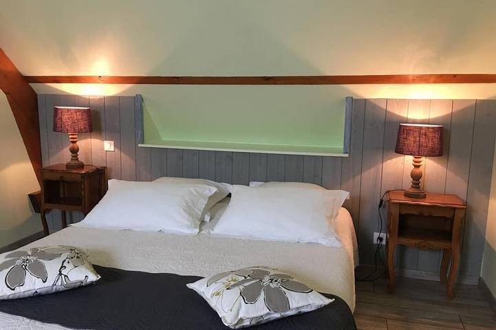 Gîte pour 6 personnes, avec jardin à Chaon - 4