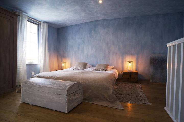 Gîte pour 2 personnes, avec jardin à Taillebourg