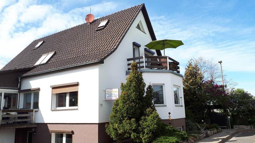 Ferienwohnung für 4 Personen, mit Terrasse und Garten sowie Pool und Sauna in Prenzlau