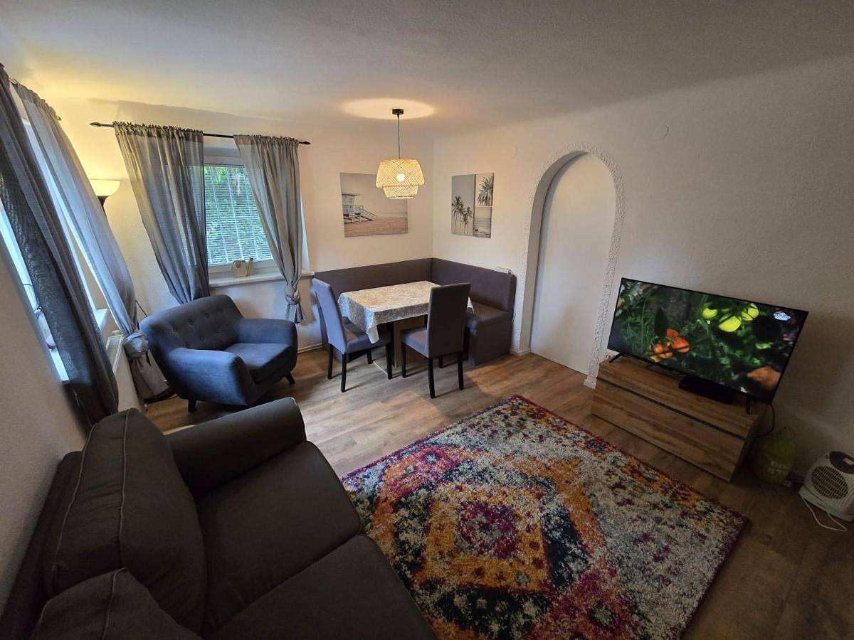 Haus mit Garten, U Bahn Nähe, gratis Parkplätze in Floridsdorf, Vienne (Autriche)