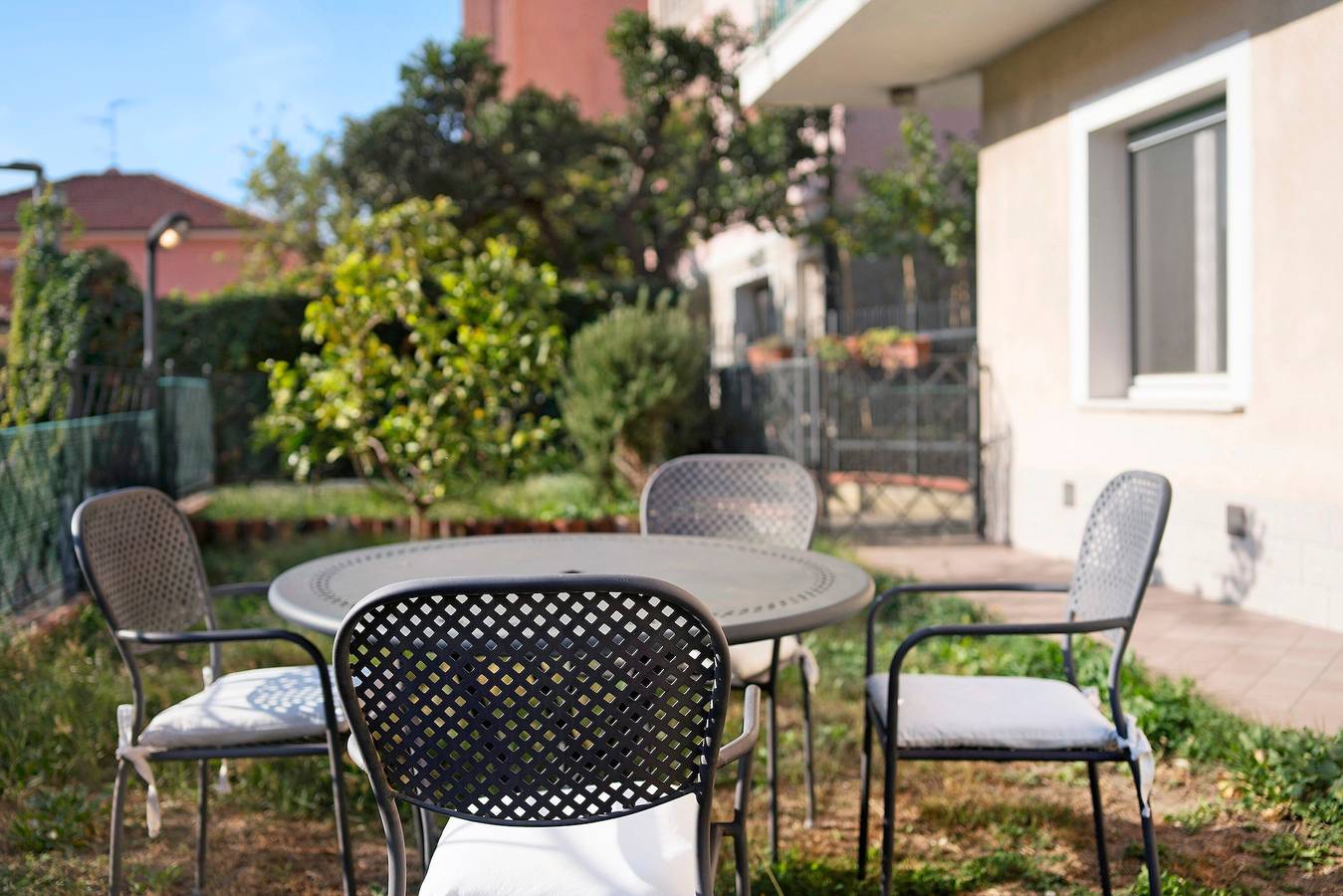 Ferienhaus "Santa Lucia" mit Garten in Oneglia, Imperia