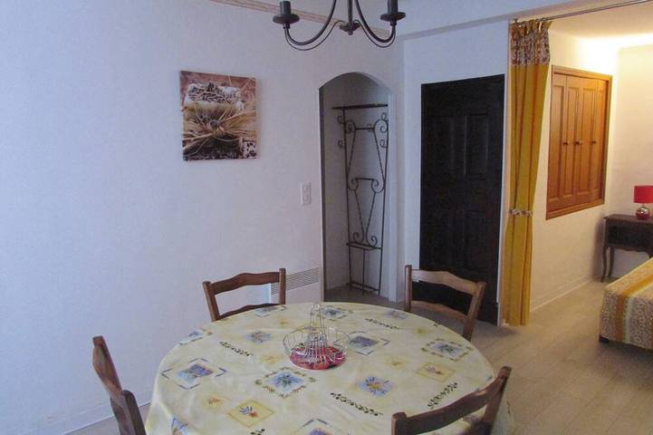 Ganze Wohnung, Einzimmerwohnung in Moustiers Sainte Marie in Moustiers-Sainte-Marie, Verdonschlucht
